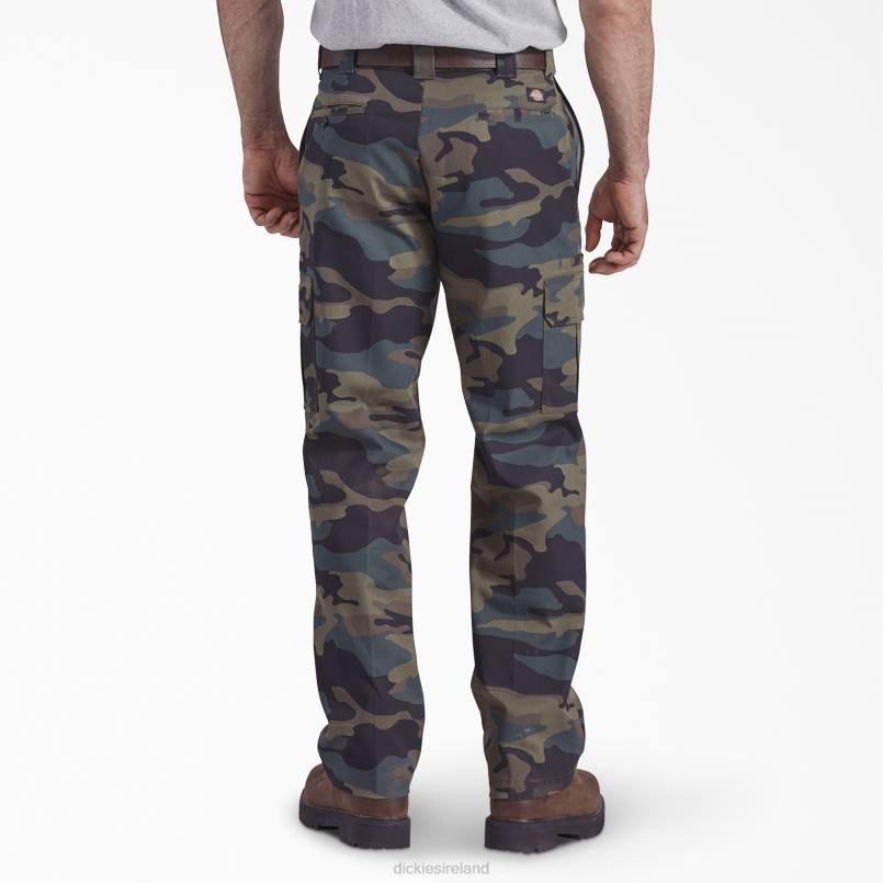 Dickies Men FLEX Regular Fit Cargo Pants Hunter Green Camo (HRC) N80J37 Apparel